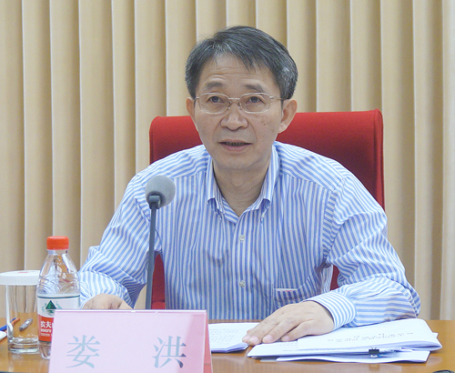娄洪.jpg
